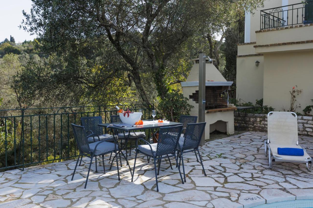 Anemelia By Rodostamo Collection * Kassiopi